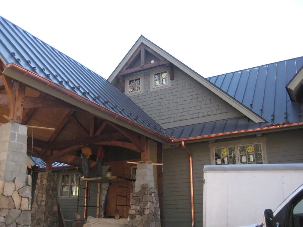 Craftsman Roofing team delivering quality roofing work in Mansfield City